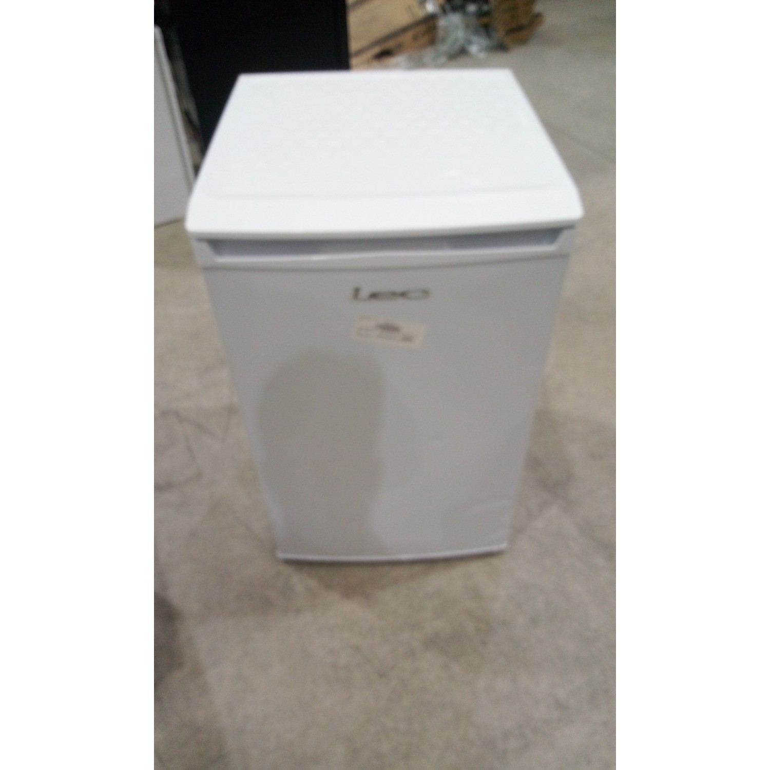 Refurbished Lec L5017W Integrated 112 Litre Undercounter Fridge