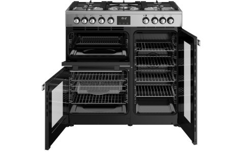 Triple cavity design with 2 ovens and a separate grill compartment.
