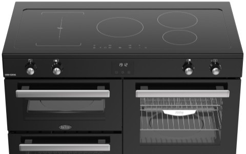 5 Zone Ceramic Hob Plus Warming Zone.