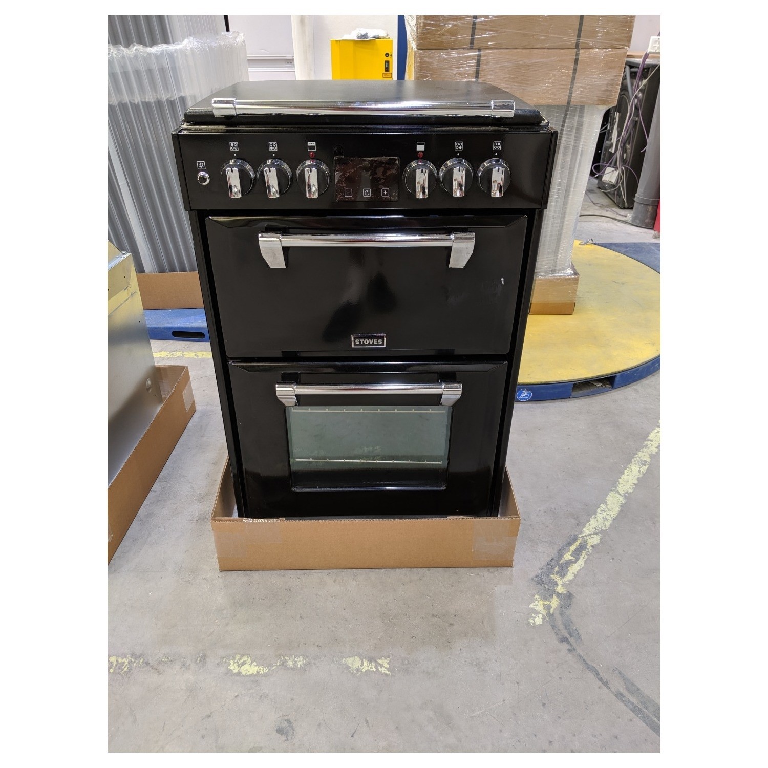 Refurbished Stoves Richmond 600DF Black Dual Fuel Cooker with Double Oven 444444723_RF00430083