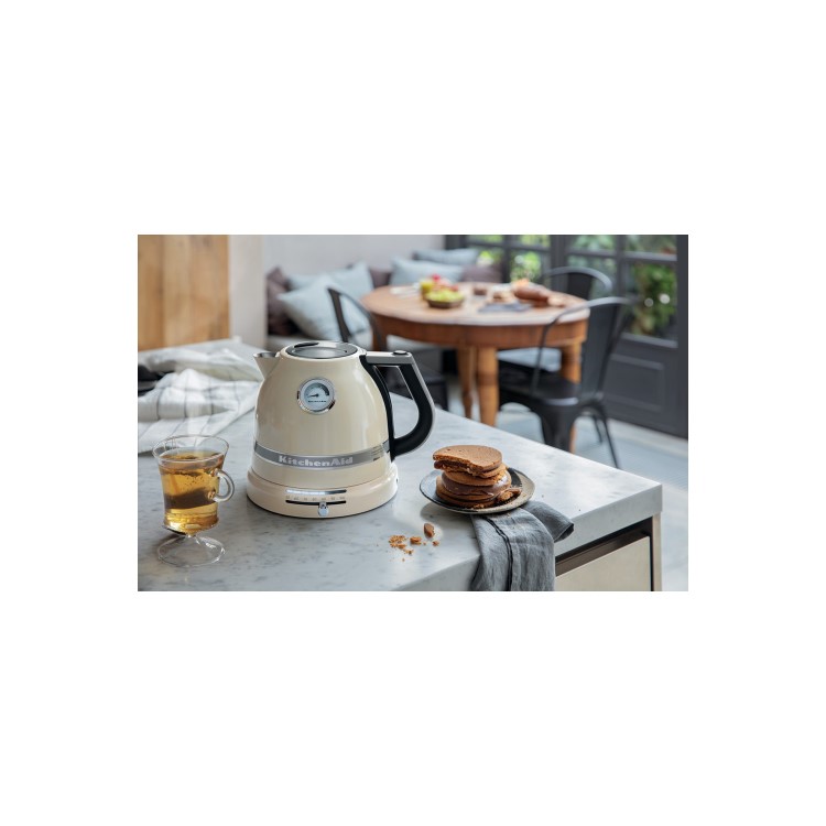 KitchenAid Artisan 1.5L Traditional Kettle - Almond Cream
