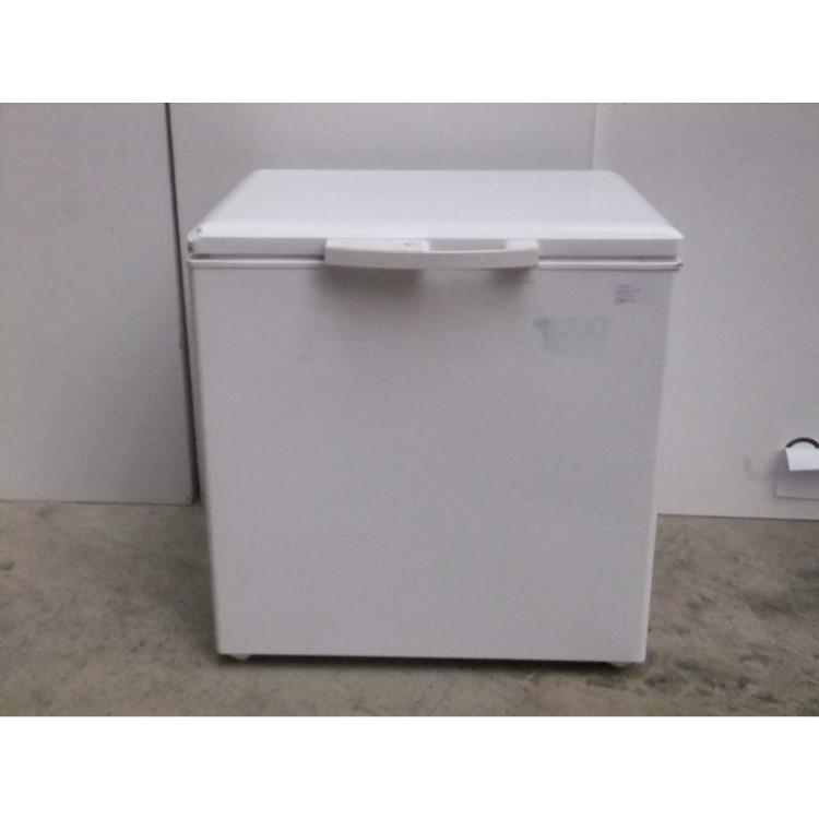 GRADE A3 - Moderate Cosmetic Damage - Miele 87cm wide Chest Freezer in White