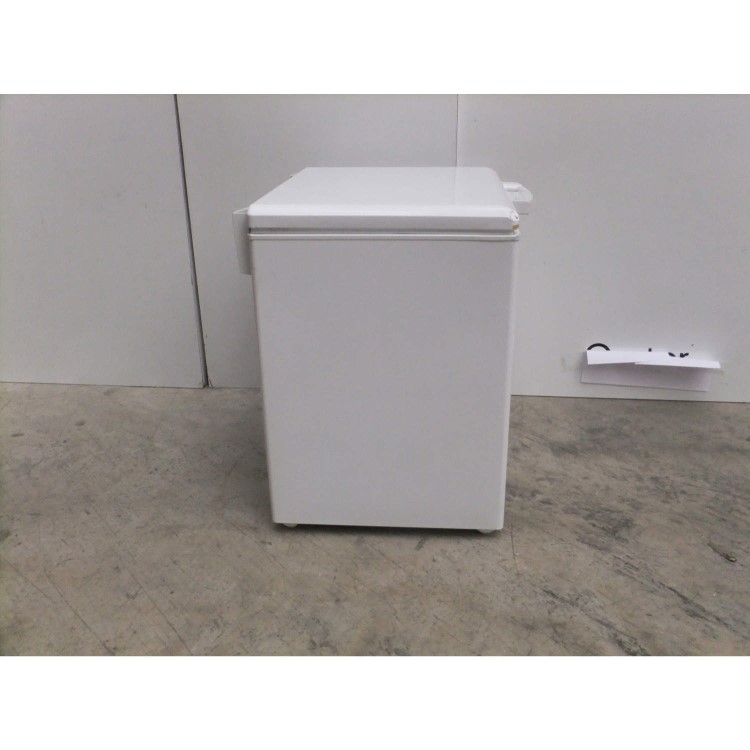 GRADE A3 - Moderate Cosmetic Damage - Miele 87cm wide Chest Freezer in White