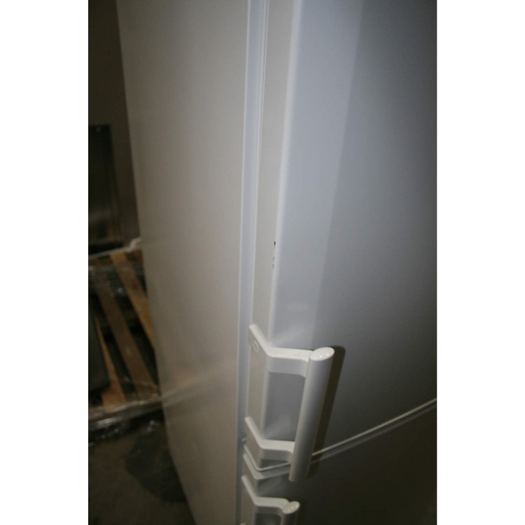 Grade A2 - Liebherr CUN3033 NoFrost Freestanding Fridge Freezer - White