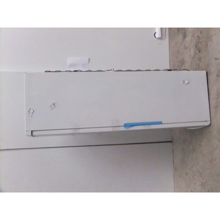 GRADE A3 - Moderate Cosmetic Damage - Zanussi ZRA440CW Free-Standing Fridge in White