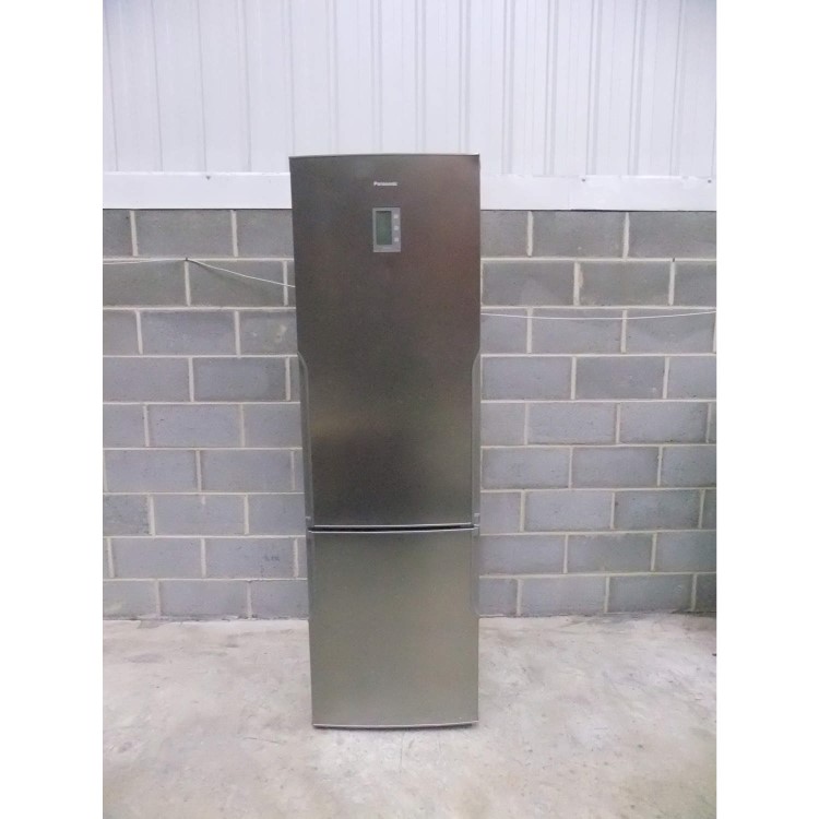 Grade A3 - Moderate Cosmetic Damage - Panasonic Frost Free Stainless Steel Look Freestanding Fridge Freezer