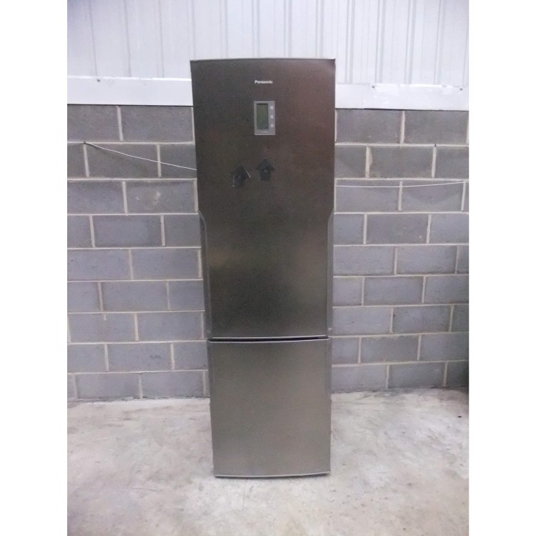 Grade A3 - Moderate Cosmetic Damage - Panasonic Frost Free Stainless Steel Look Freestanding Fridge Freezer