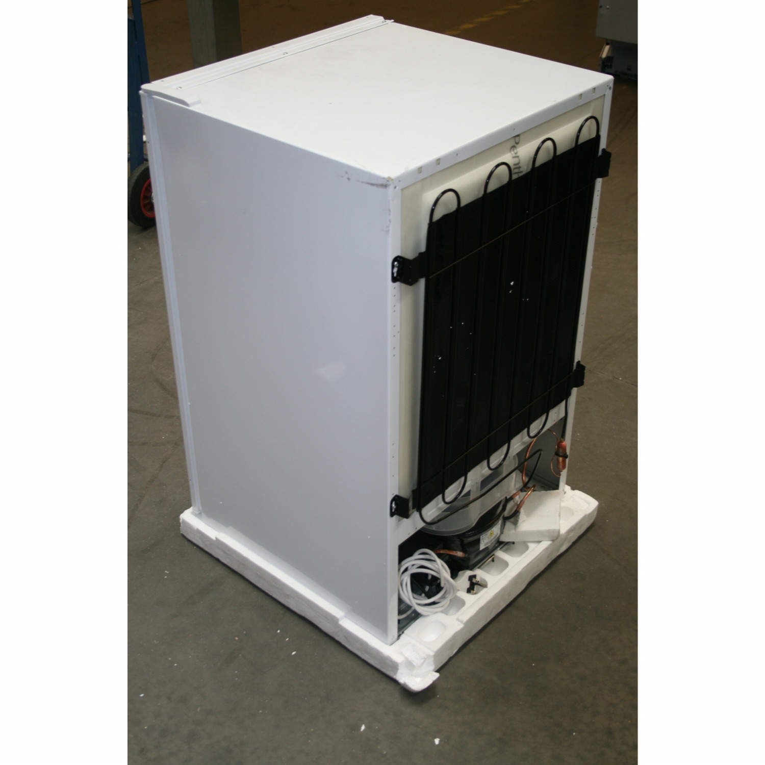 GRADE A2 Minor Cosmetic Damage Smeg UKFL164AP Incolumn Integrated