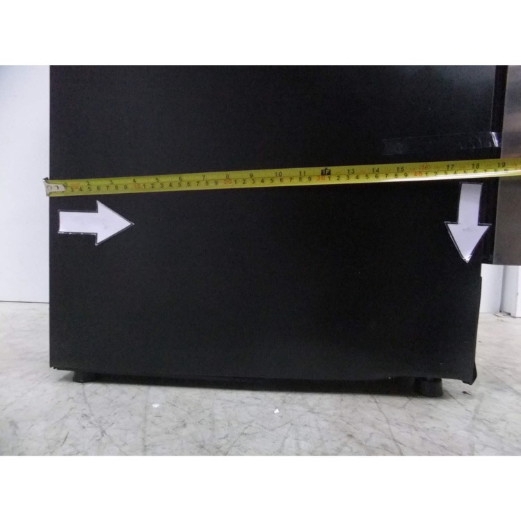 GRADE A3 - Moderate Cosmetic Damage - Baumatic BWC155SS 15cm Wide Wine Cooler - Black With Stainless Steel Frame