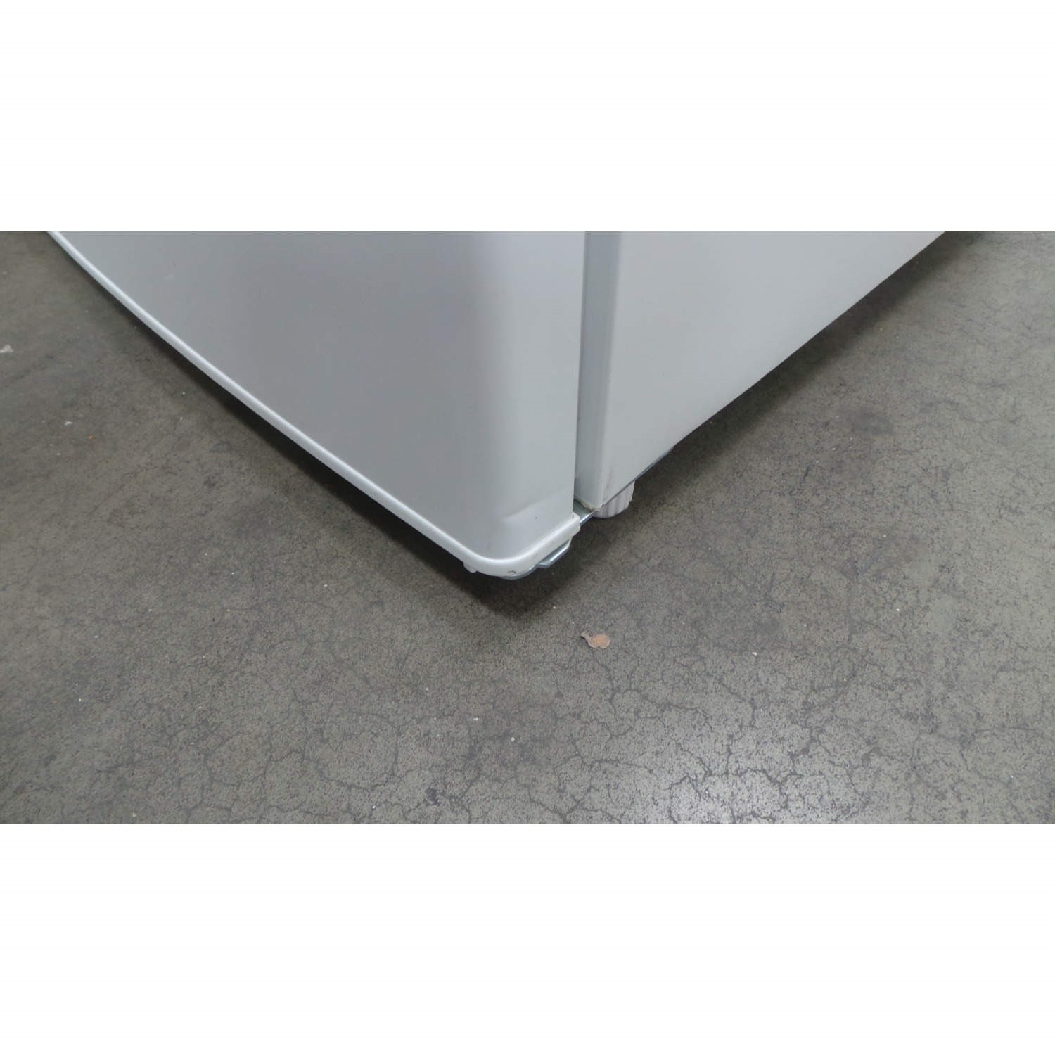 GRADE A2 Minor Cosmetic Damage Candy CSC1365WE 136x54cm
