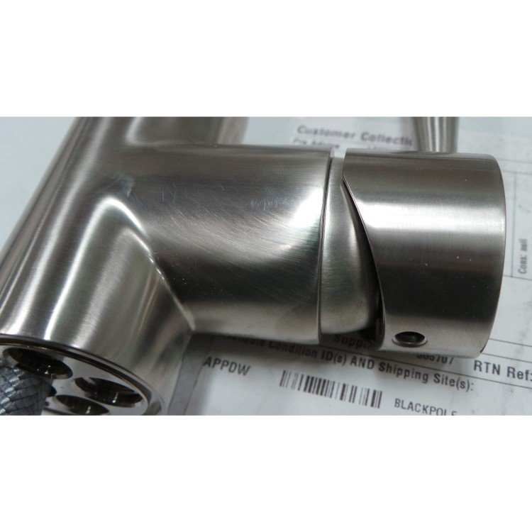 GRADE A2 - Minor Cosmetic Damage - Franke FFSS-PO Fuji Pull-out Nozzle Tap in SilkSteel