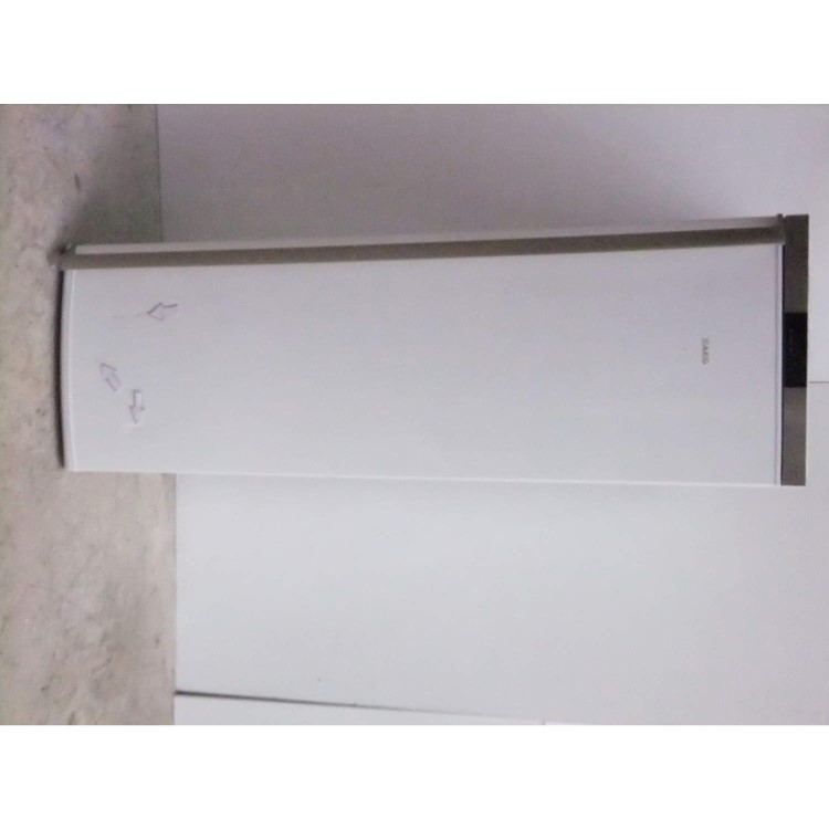 GRADE A3 - Moderate Cosmetic Damage - AEG S54000KMW0 1.85m Tall Freestanding Fridge - White