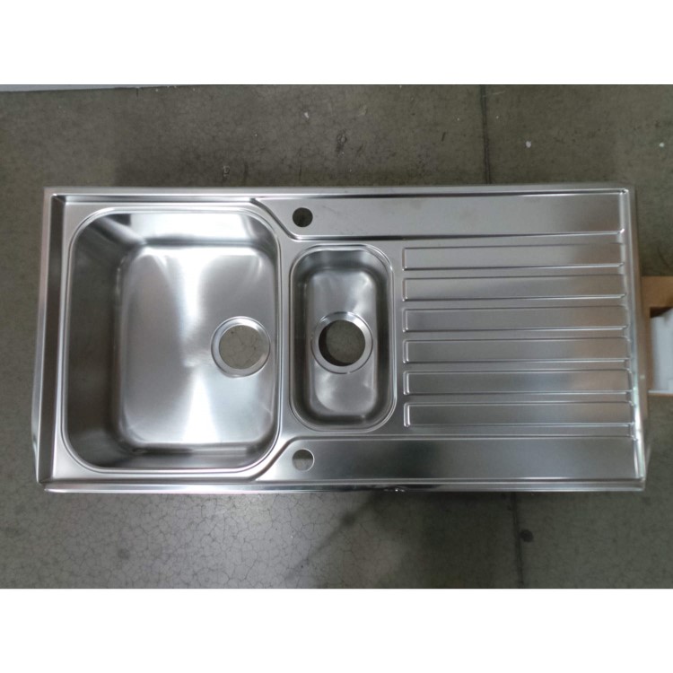 GRADE A3 - Heavy cosmetic damage - GRADE A2 - Minor Cosmetic Damage - Franke ASX651 Ascona 1.5 Bowl Reversible Stainless Steel Sink