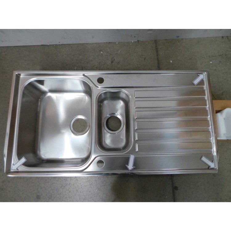 GRADE A3 - Heavy cosmetic damage - GRADE A2 - Minor Cosmetic Damage - Franke ASX651 Ascona 1.5 Bowl Reversible Stainless Steel Sink