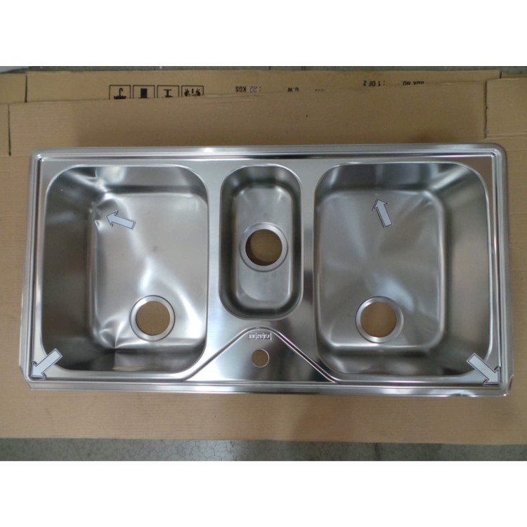 GRADE A2 - Minor Cosmetic Damage - Franke ARX670 Ariane 2.5 Bowl Stainless Steel Sink