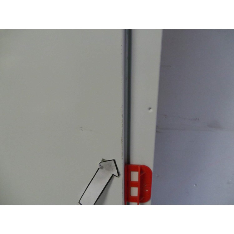 GRADE A2 - Light cosmetic damage - Zanussi ZRT27101WA Free-Standing Fridge Freezer in White