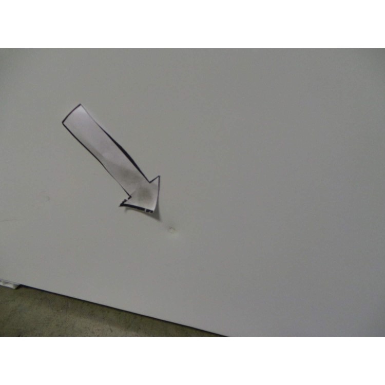 GRADE A2 - Light cosmetic damage - Zanussi ZRT27101WA Free-Standing Fridge Freezer in White