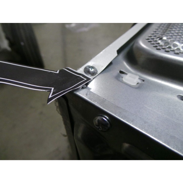 GRADE A2 - Light cosmetic damage - Daewoo KOC9Q1TSL 28 Litre Combination Microwave Silver