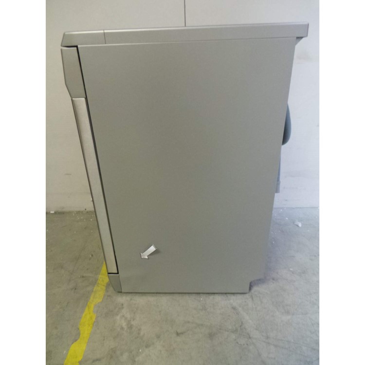 GRADE A2 - Light cosmetic damage - Samsung DW-FN320T 12 Place Freestanding Dishwasher - Silver With Stainless Steel Effect Door