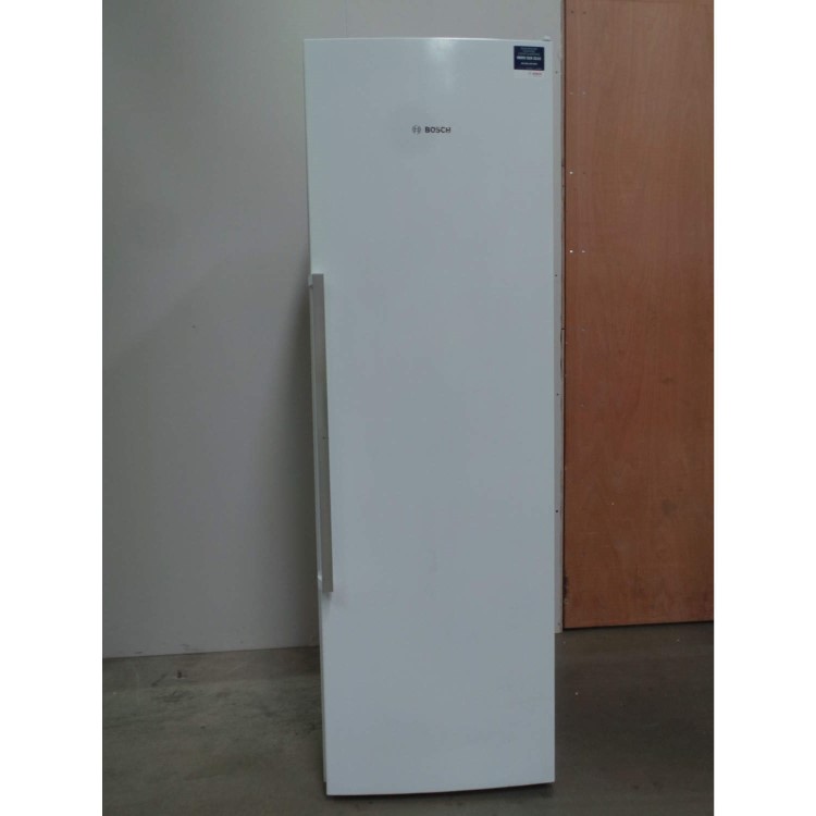 GRADE A2 - Light cosmetic damage - Bosch GSN36AW31G Freestanding Freezer In White