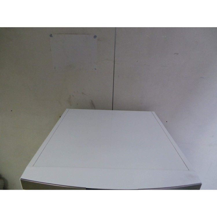 GRADE A2 - Light cosmetic damage - AEG A72010GNW0 1.54m Tall Freestanding Freezer - White