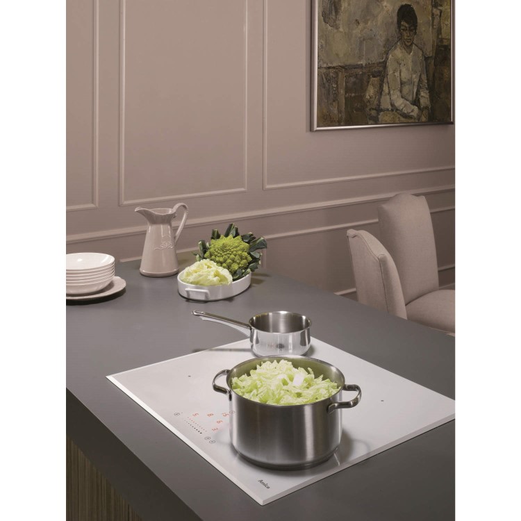 GRADE A1 - Amica PI6112WFT Bevelled Edge Slider Control 60cm Four Zone Induction Hob White