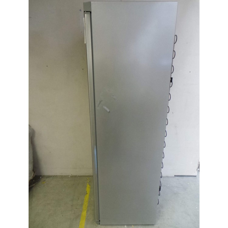 GRADE A2 - Light cosmetic damage - AEG S74010KDX0 Freestanding Fridge With Antifingerprint Stainless Steel Door