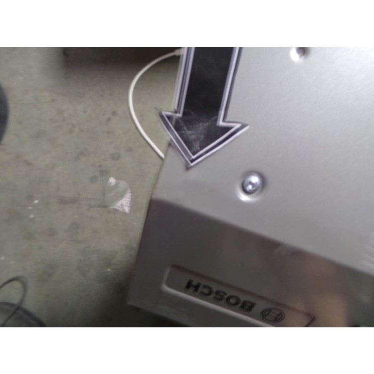 GRADE A3 - Heavy cosmetic damage - Bosch DHE645MGB 60cm Wide Integrated Cooker Hood