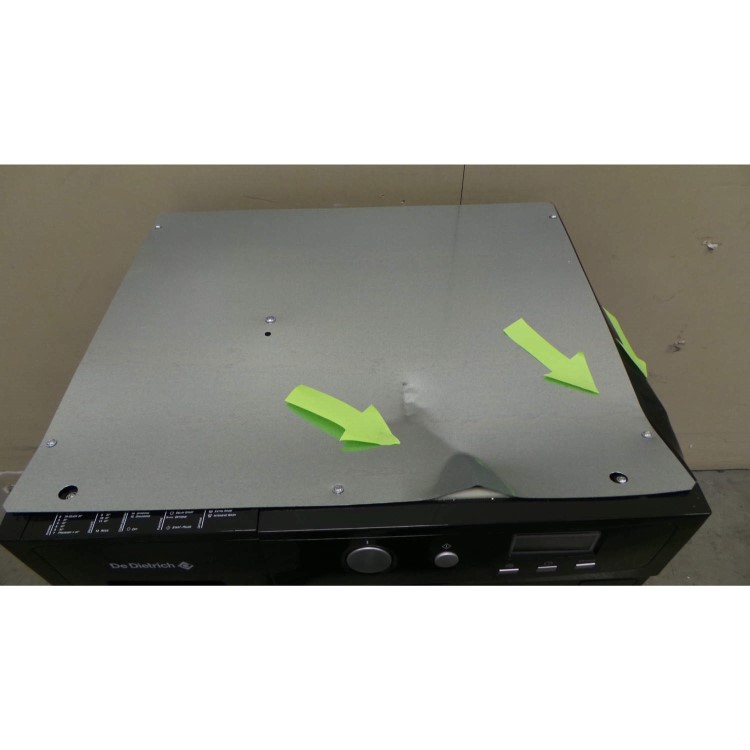 GRADE A3 - Heavy cosmetic damage - De Dietrich DLZ714BU 7kg Load Integrated Washing Machine
