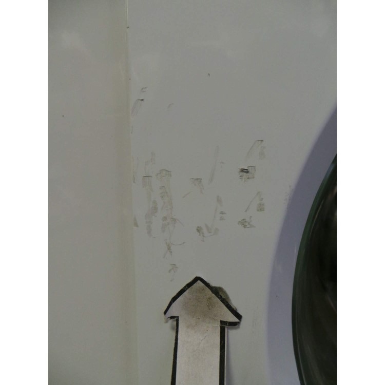 GRADE A3 - Heavy cosmetic damage - Hotpoint BHWM129 6.5kg 1200rpm Integrated Washing Machine