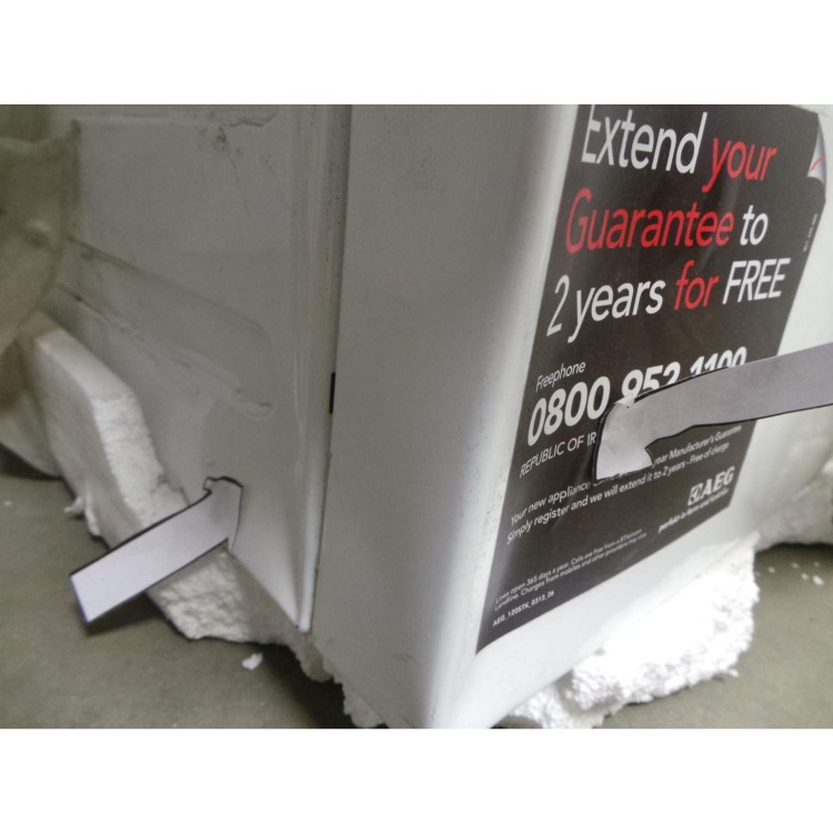 GRADE A3 - Heavy cosmetic damage - AEG L61270FL 7kg 1200rpm Freestanding Washing Machine