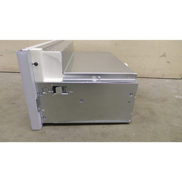 GRADE A3 - Heavy cosmetic damage - Neff D4672X0GB 60cm wide Telescopic Cooker Hood Silver Metallic