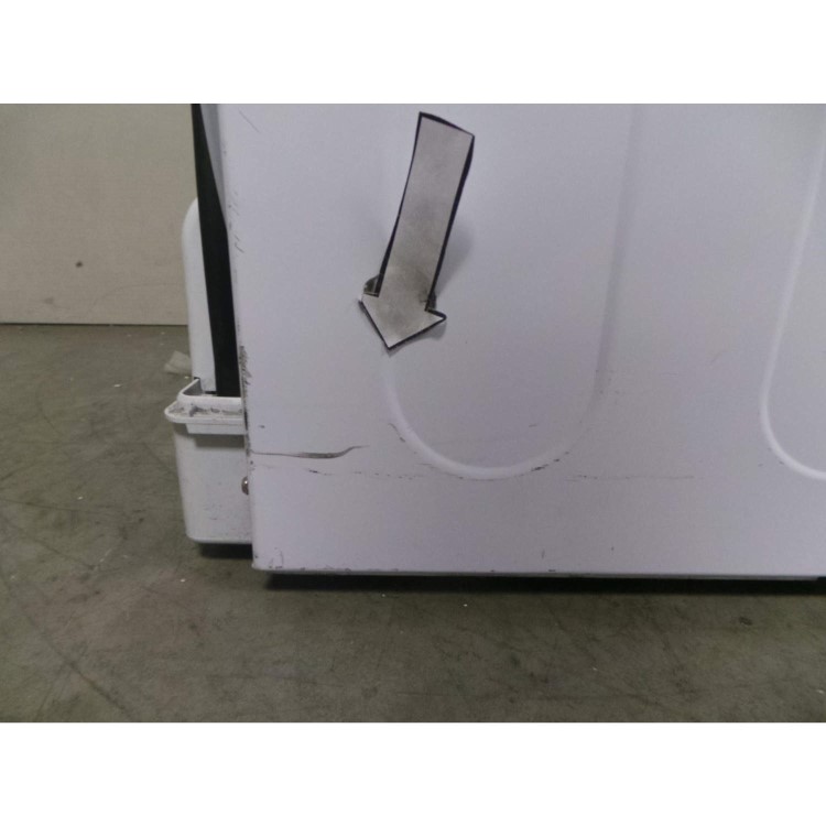 GRADE A2 - Light cosmetic damage - Hotpoint AQC9BF7I1 Aqualtis Freestanding Condenser Tumble Dryer White
