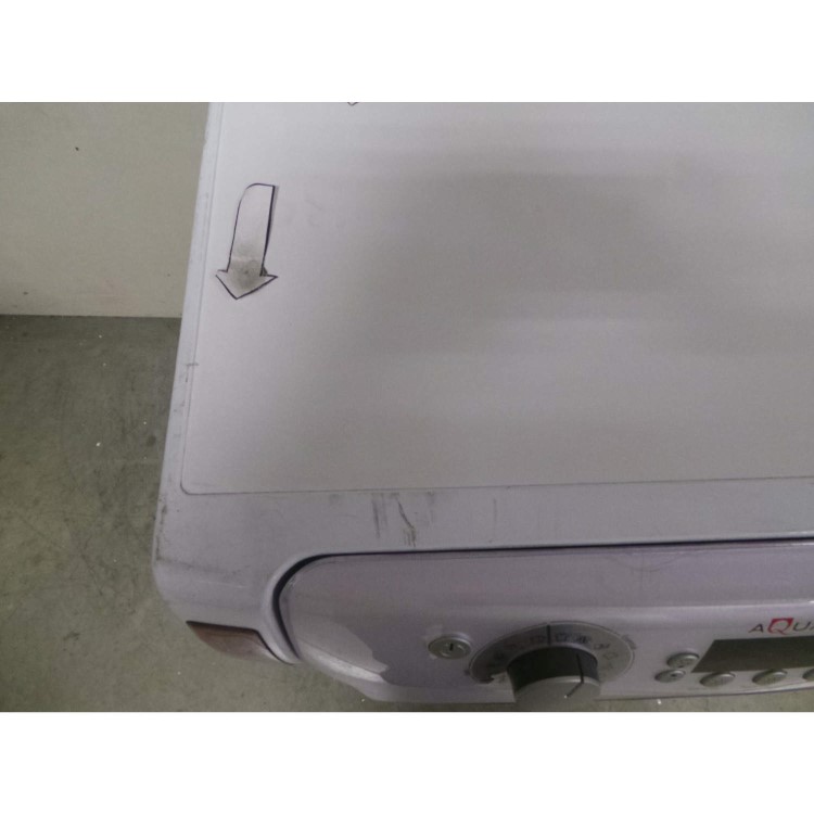 GRADE A2 - Light cosmetic damage - Hotpoint AQC9BF7I1 Aqualtis Freestanding Condenser Tumble Dryer White