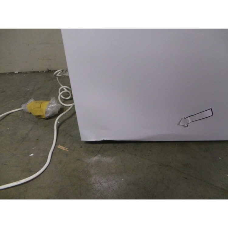 GRADE A3 - Heavy cosmetic damage - LEC TS55174WTD 174x55cm Static Freestanding Fridge Freezer With Water Dispenser - White