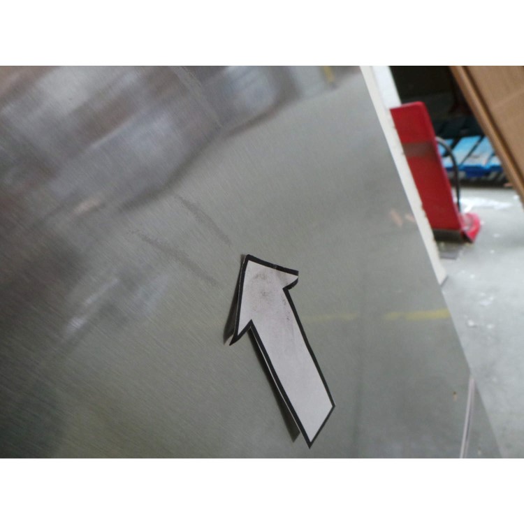 GRADE A3  - Neff K5886X4GB Frost Free Freestanding Fridge Freezer in stainless steel doors