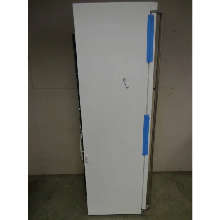 GRADE A3 - Heavy cosmetic damage - AEG A72710GNW0 227 Litre 185x60cm Freestanding Freezer - White