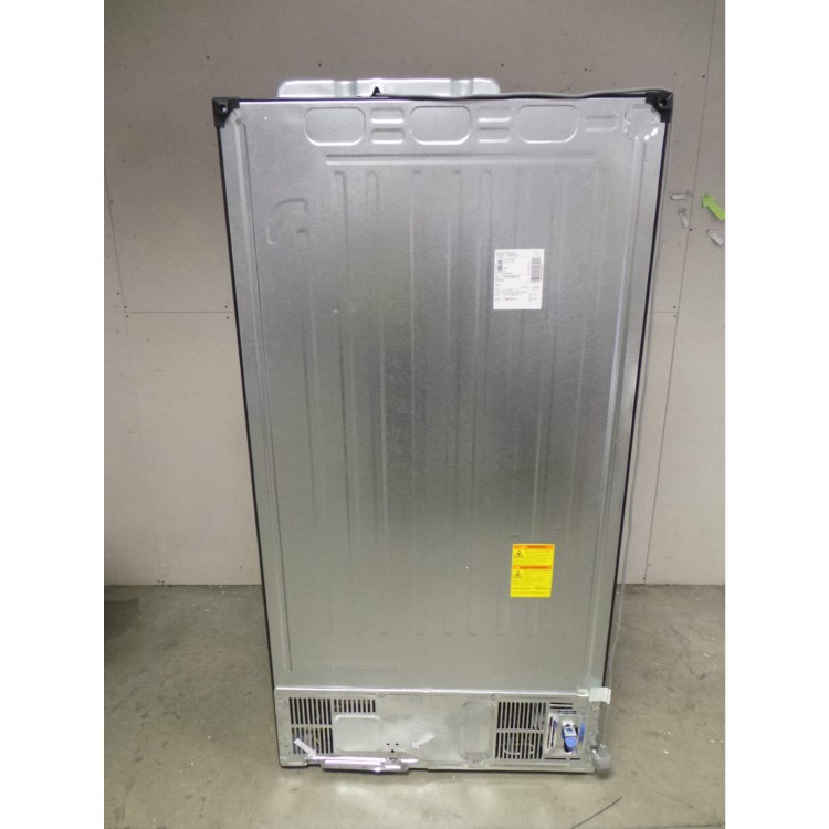 GRADE A3 - Heavy cosmetic damage - LG GSL545WBYV American Fridge Freezer With Non-plumbed Ice And Water Dispenser - Black