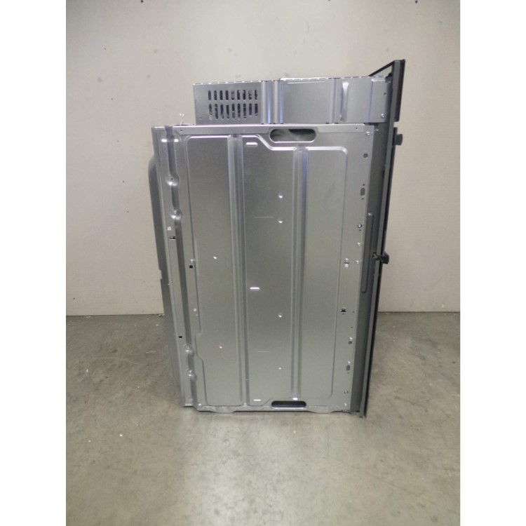 GRADE A2 - Light cosmetic damage - Bosch HBM13B261B Classixx Electric Built-in Double Fan Oven - Black