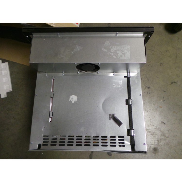 GRADE A2 - Light cosmetic damage - Belling BI60FP Fanned Electric Built-in Single Oven Stainless Steel