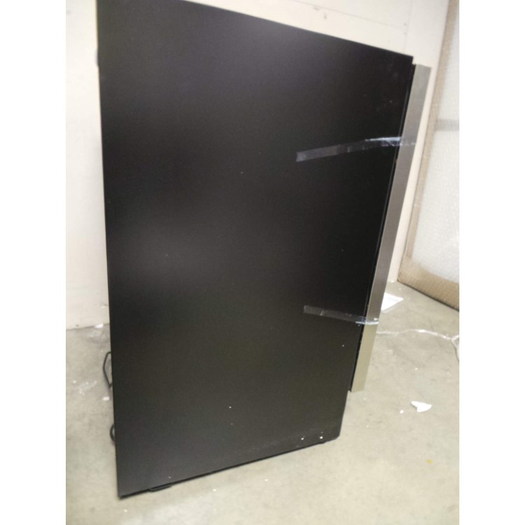 GRADE A2 - Light cosmetic damage - Baumatic BWC605SS Dual Zone 46 Bottle Wine Cooler Black And Stainless Steel