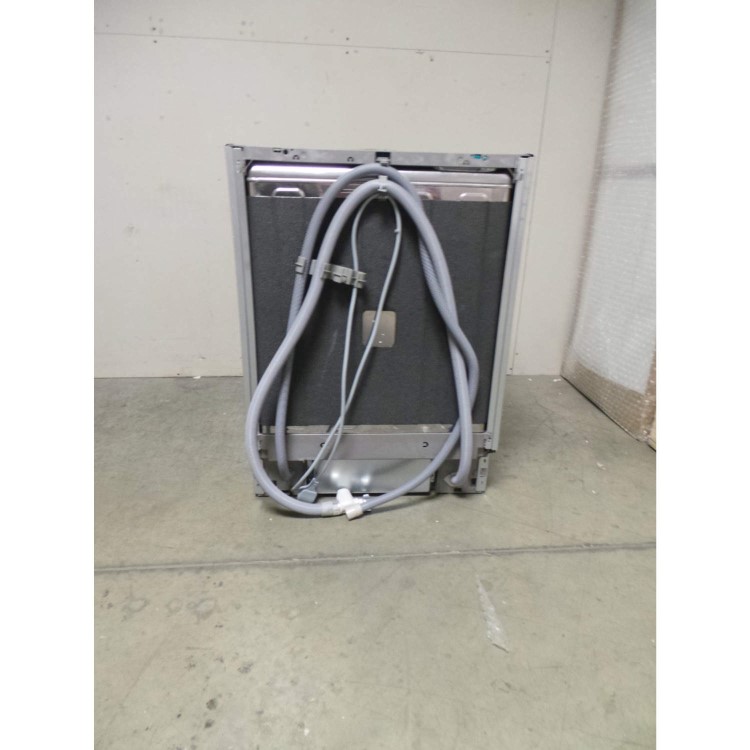 GRADE A2 - Light cosmetic damage - AEG F66602VI0P 13 Place Fully Integrated Dishwasher