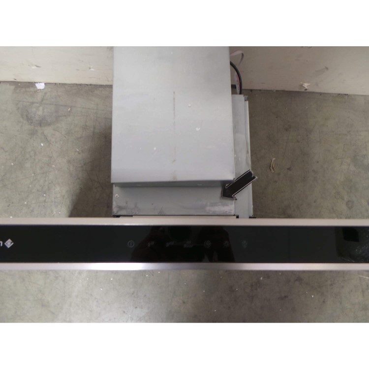 GRADE A3 - Heavy cosmetic damage - De Dietrich DHD1187X 90cm Wide Flat Glass Chimney Cooker Hood Stainless Steel