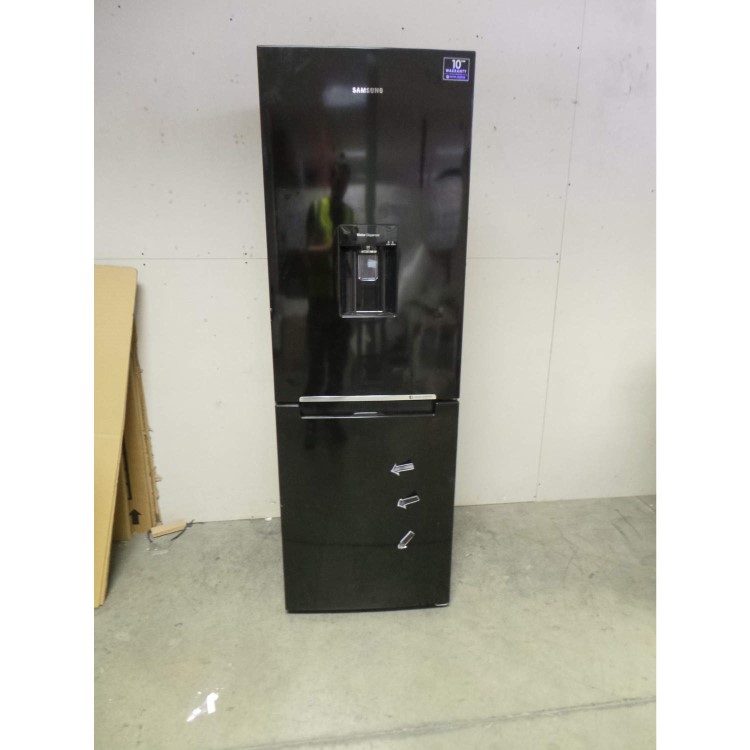 GRADE A3 - Heavy cosmetic damage - Samsung RB29FWRNDBC 1.78m Tall Freestanding Fridge Freezer With Water Dispenser - Gloss Black