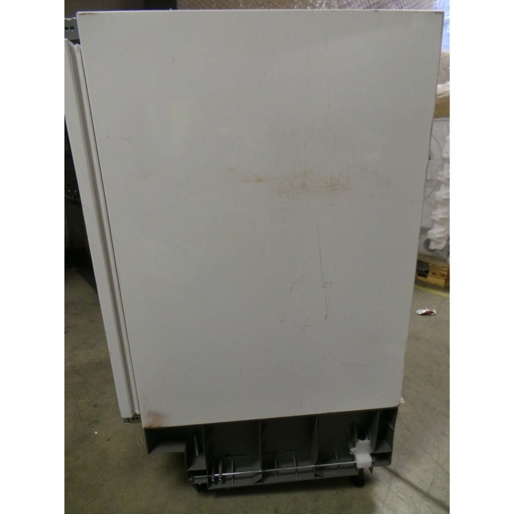 GRADE A2 - Light cosmetic damage - Zanussi ZQA14030DA Integrated Under Counter Fridge