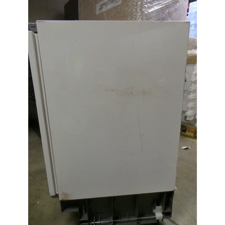 GRADE A2 - Light cosmetic damage - Zanussi ZQA14030DA Integrated Under Counter Fridge