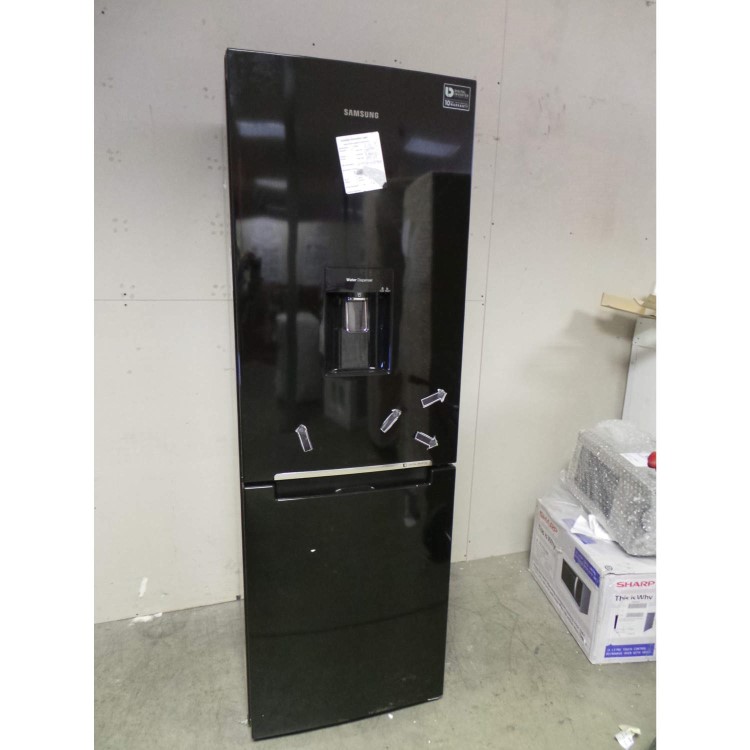 GRADE A3 - Heavy cosmetic damage - Samsung RB29FWRNDBC 1.78m Tall Freestanding Fridge Freezer With Water Dispenser - Gloss Black