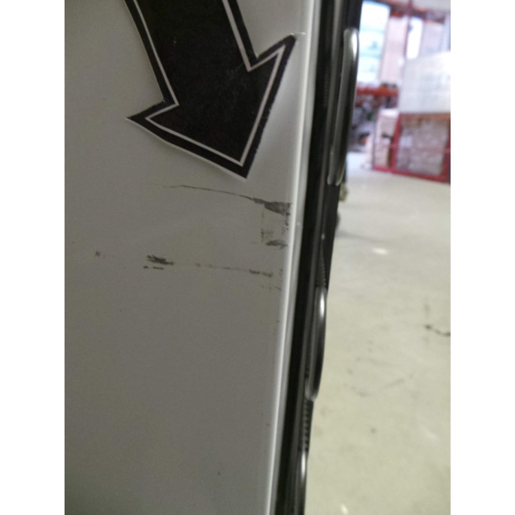 GRADE A3 - Heavy cosmetic damage - AEG SCT71800S1 Frost Free Integrated Fridge Freezer