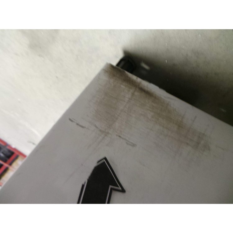 GRADE A3 - Heavy cosmetic damage - AEG SCT71800S1 Frost Free Integrated Fridge Freezer