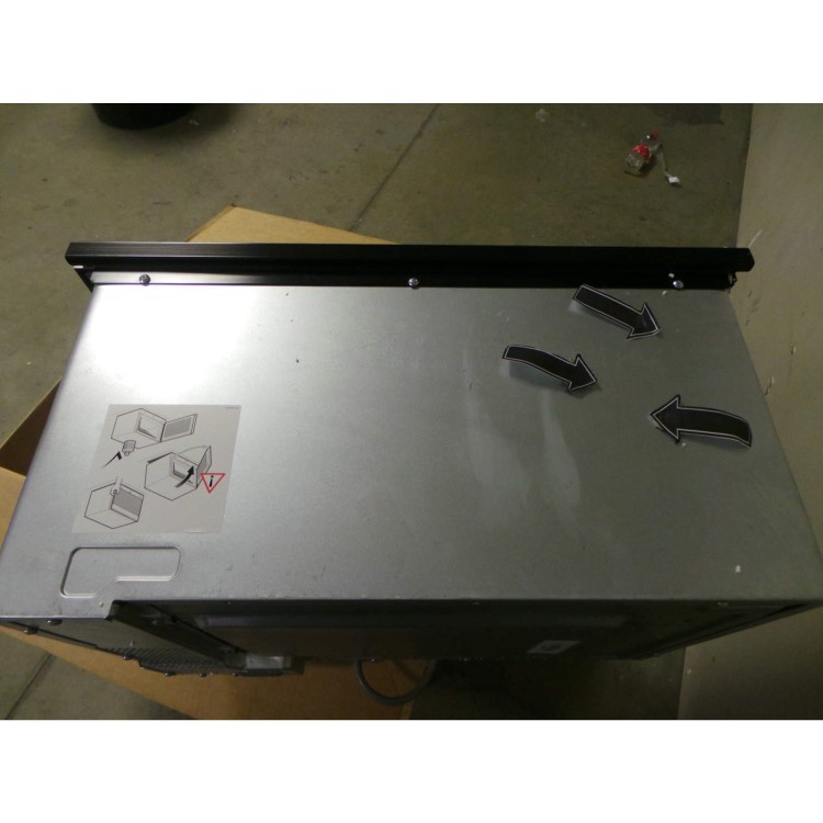 GRADE A2 - Light cosmetic damage - NEFF C17GR00N0B 900W 21L Built-in Microwave With Grill Stainless Steel